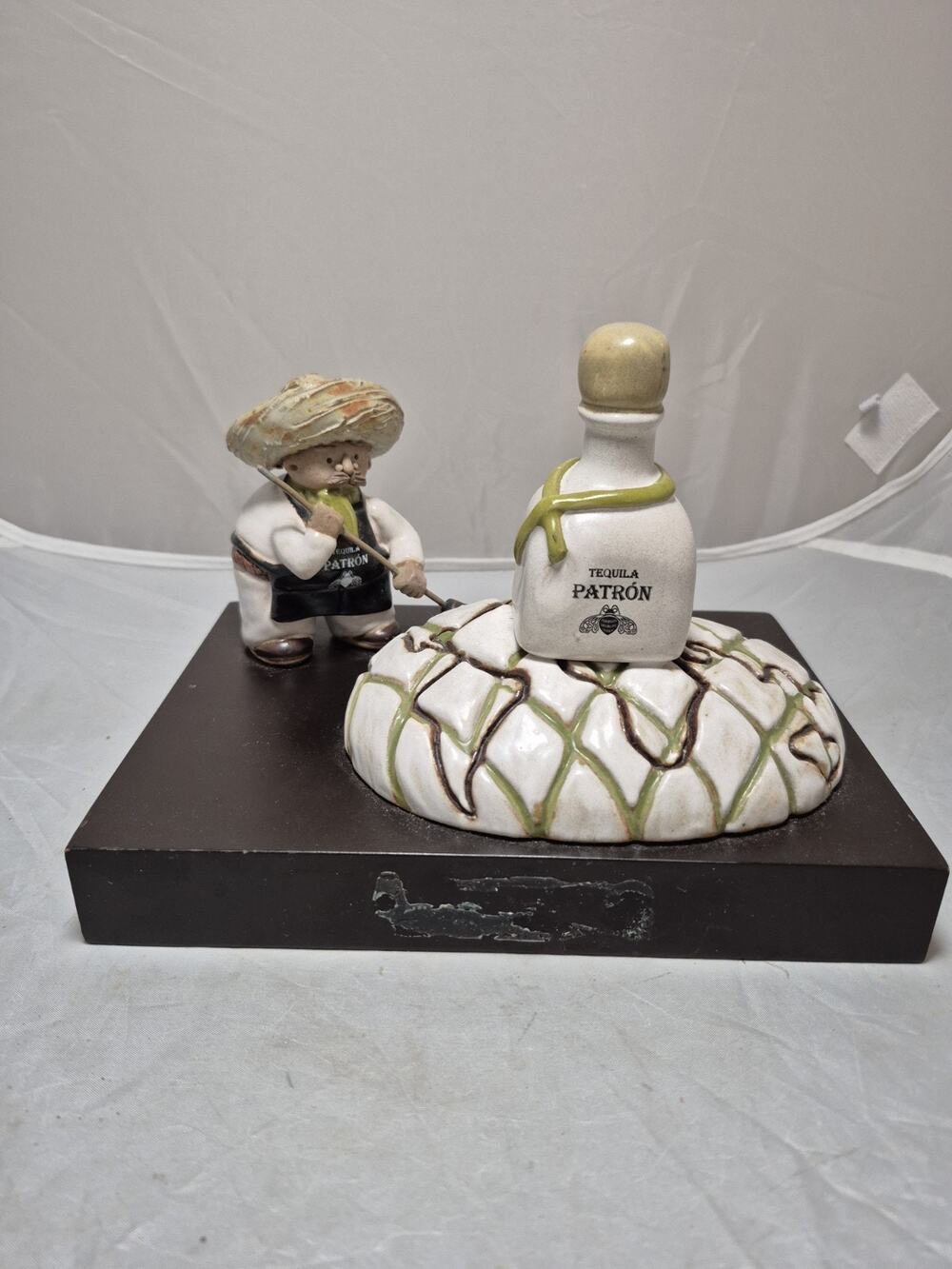 💥 Ultra Rare Tequila Patron Award Rare Statue Figurine Collector